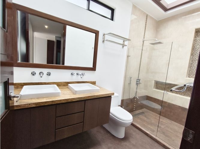 Casa de 4 alcobas en venta en Meusa, Sopó, 305 m² · foto 15 de 24