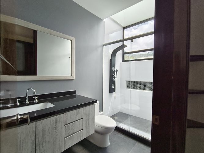 Casa de 4 alcobas en venta en Meusa, Sopó, 305 m² · foto 19 de 24