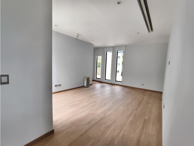 Casa de 4 alcobas en venta en Meusa, Sopó, 305 m² · foto 22 de 24