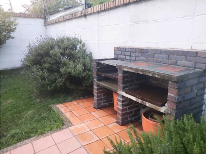 Casa en venta en Niza, Bogotá · foto 3 de 24