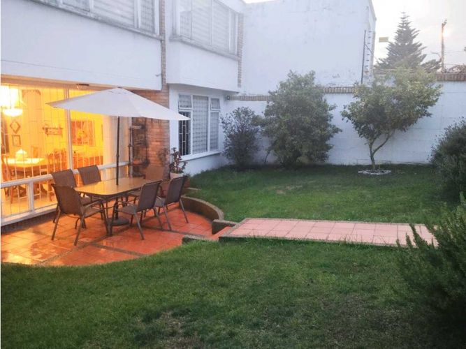 Casa en venta en Niza, Bogotá · foto 5 de 24