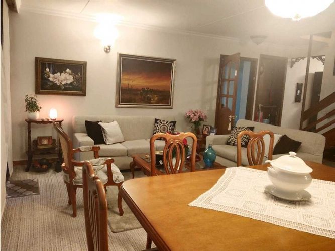Casa en venta en Niza, Bogotá · foto 8 de 24
