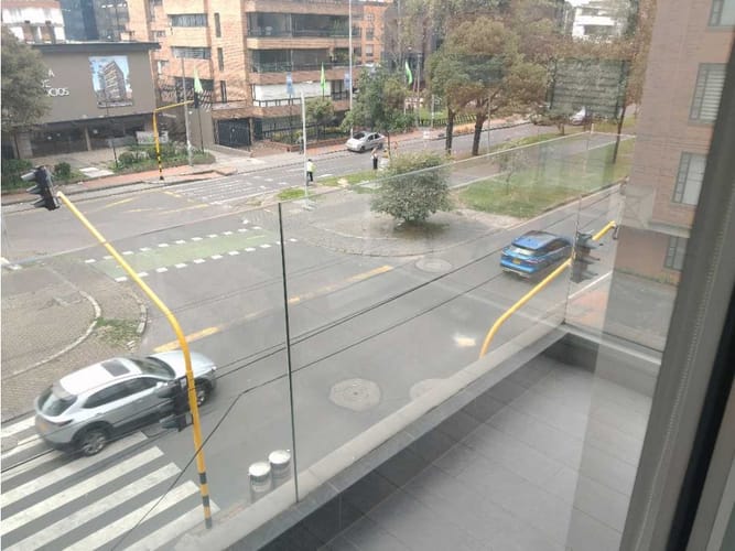 Apartamento de 3 alcobas en venta en Chico, Bogotá, 135 m² · foto 11 de 24
