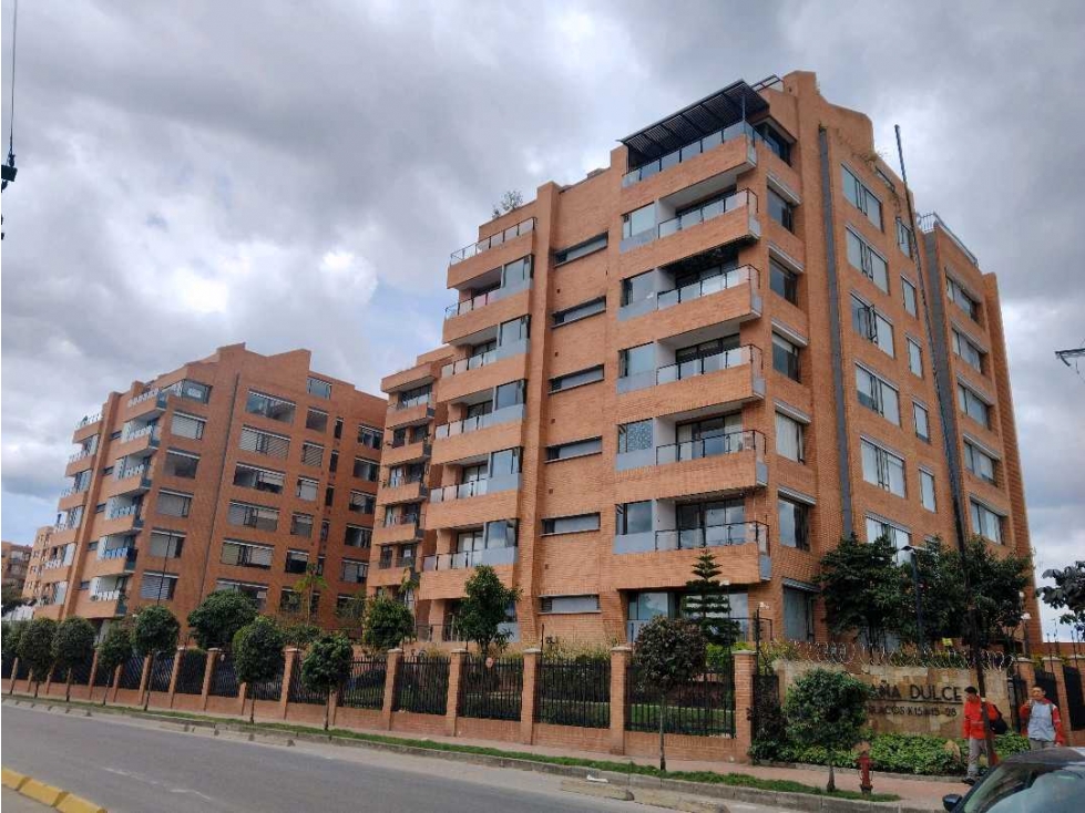Apartamento en arriendo en Club Campestre Rio Frio, Chía · foto 2 de 24