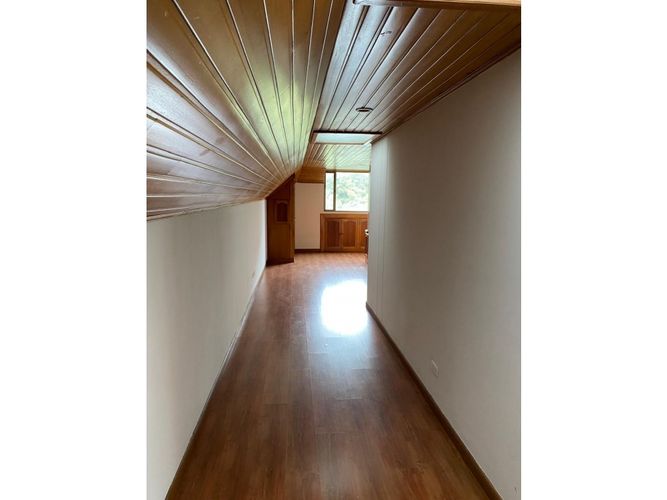 Apartamento de 3 alcobas en venta en San Patricio, Bogotá, 264 m² · foto 6 de 24