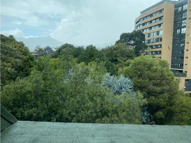 Apartamento de 3 alcobas en venta en San Patricio, Bogotá, 264 m² · foto 14 de 24