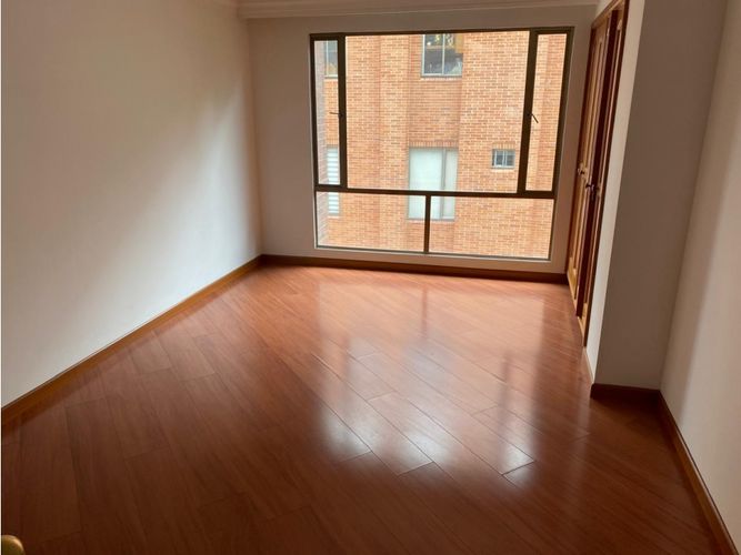 Apartamento de 3 alcobas en venta en San Patricio, Bogotá, 264 m² · foto 15 de 24