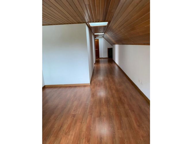 Apartamento de 3 alcobas en venta en San Patricio, Bogotá, 264 m² · foto 19 de 24