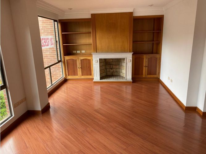 Apartamento de 3 alcobas en venta en San Patricio, Bogotá, 264 m² · foto 23 de 24