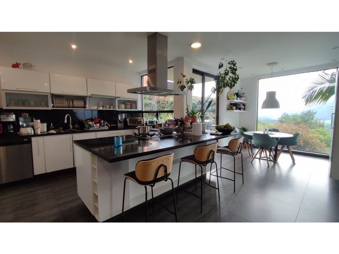 Casa de 4 alcobas en venta en Aposentos, Sopó, 644 m² · foto 10 de 24