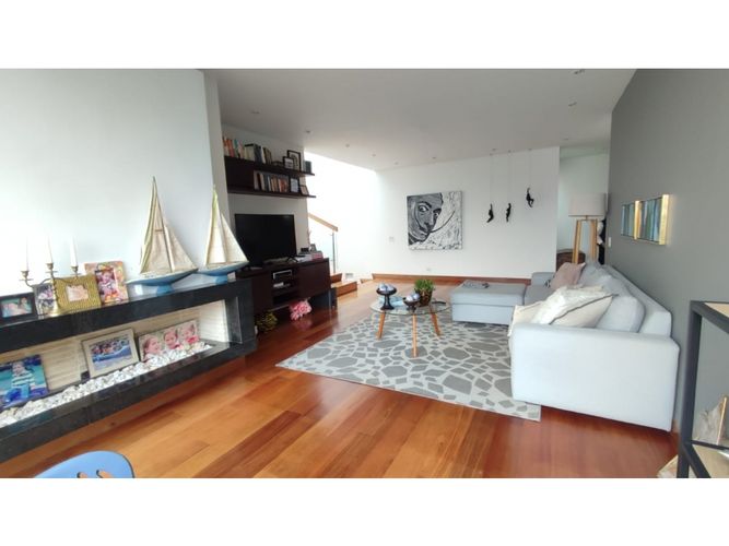 Casa de 4 alcobas en venta en Aposentos, Sopó, 644 m² · foto 16 de 24
