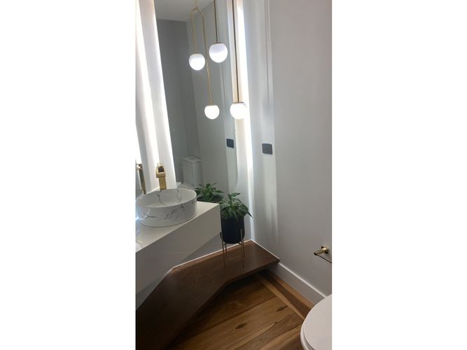 Apartamento de 3 alcobas en venta en Los Rosales, Bogotá, 291 m² · foto 8 de 16