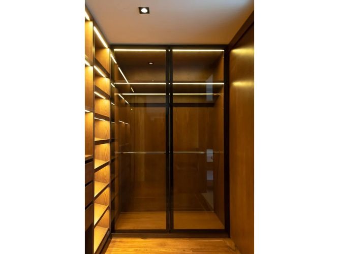 Apartamento de 3 alcobas en venta en Los Rosales, Bogotá, 291 m² · foto 16 de 16