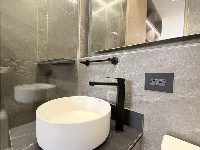 Apartamento de 1 alcoba en venta en Chicó Reservado, Bogotá, 71 m² · foto 6 de 12