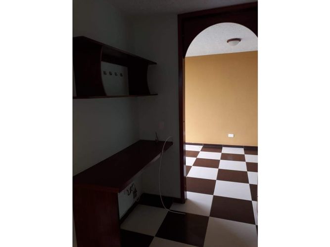 Apartamento de 2 alcobas en venta en Lusitania, Madrid, 63 m² · foto 5 de 11