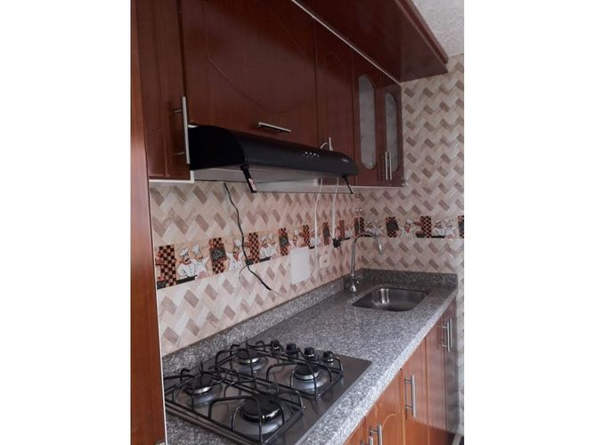 Apartamento de 2 alcobas en venta en Lusitania, Madrid, 63 m² · foto 9 de 11