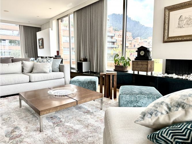 Apartamento de 4 alcobas en venta en Los Rosales, Bogotá, 480 m² · foto 4 de 22