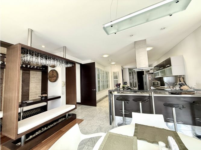 Apartamento de 4 alcobas en venta en Los Rosales, Bogotá, 480 m² · foto 11 de 22