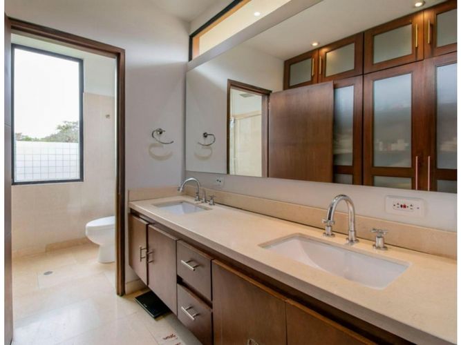 Casa de 4 alcobas en venta en Fusca, Chía, 550 m² · foto 6 de 11