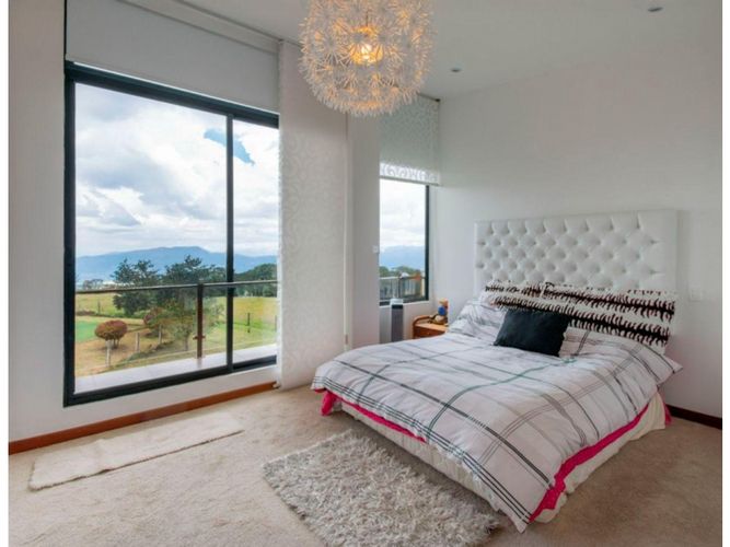 Casa de 4 alcobas en venta en Fusca, Chía, 550 m² · foto 7 de 11