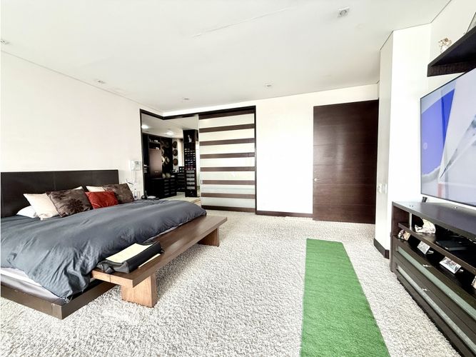 Apartamento de 4 alcobas en venta en Los Rosales, Bogotá, 480 m² · foto 17 de 22