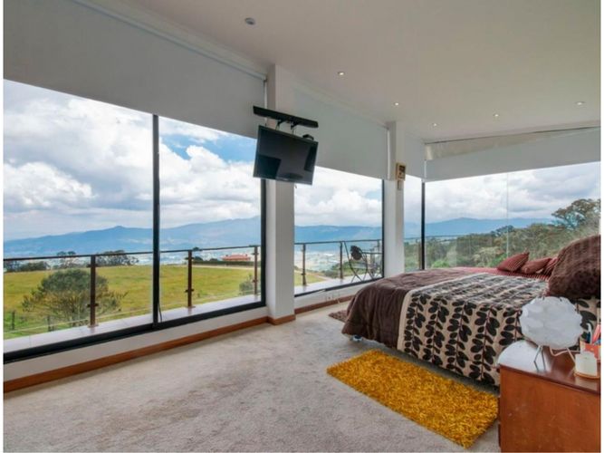 Casa de 4 alcobas en venta en Fusca, Chía, 550 m² · foto 10 de 11