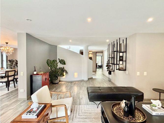 Apartamento de 3 alcobas en venta en Bosque Medina, Bogotá, 226 m² · foto 5 de 24