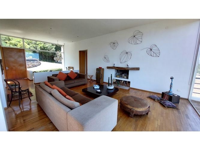 Casa de 4 alcobas en arriendo en Aposentos, Sopó, 390 m² · foto 3 de 24