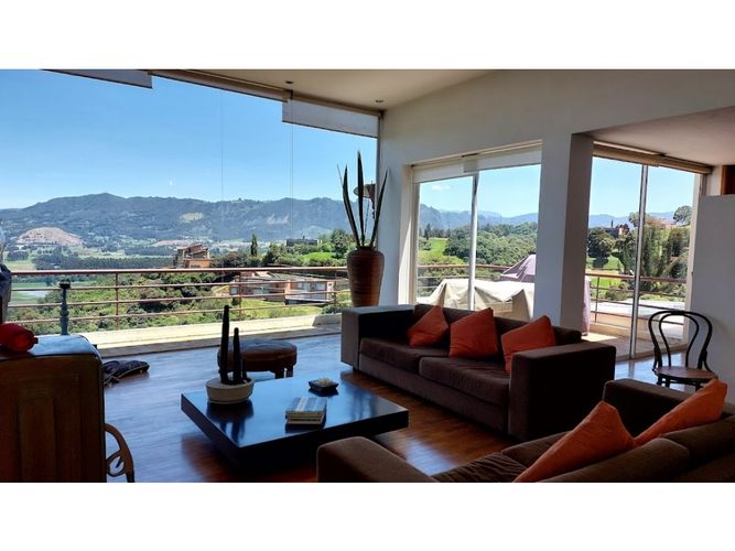 Casa de 4 alcobas en arriendo en Aposentos, Sopó, 390 m² · foto 4 de 24