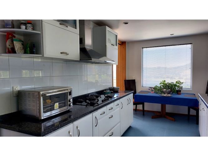 Casa de 4 alcobas en arriendo en Aposentos, Sopó, 390 m² · foto 11 de 24