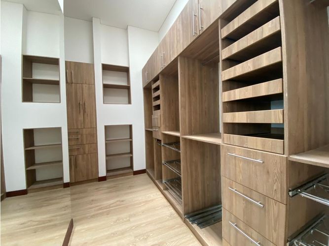 Casa de 4 alcobas en venta en Yerbabonita Bosque Nativo, Chía, 400 m² · foto 13 de 16