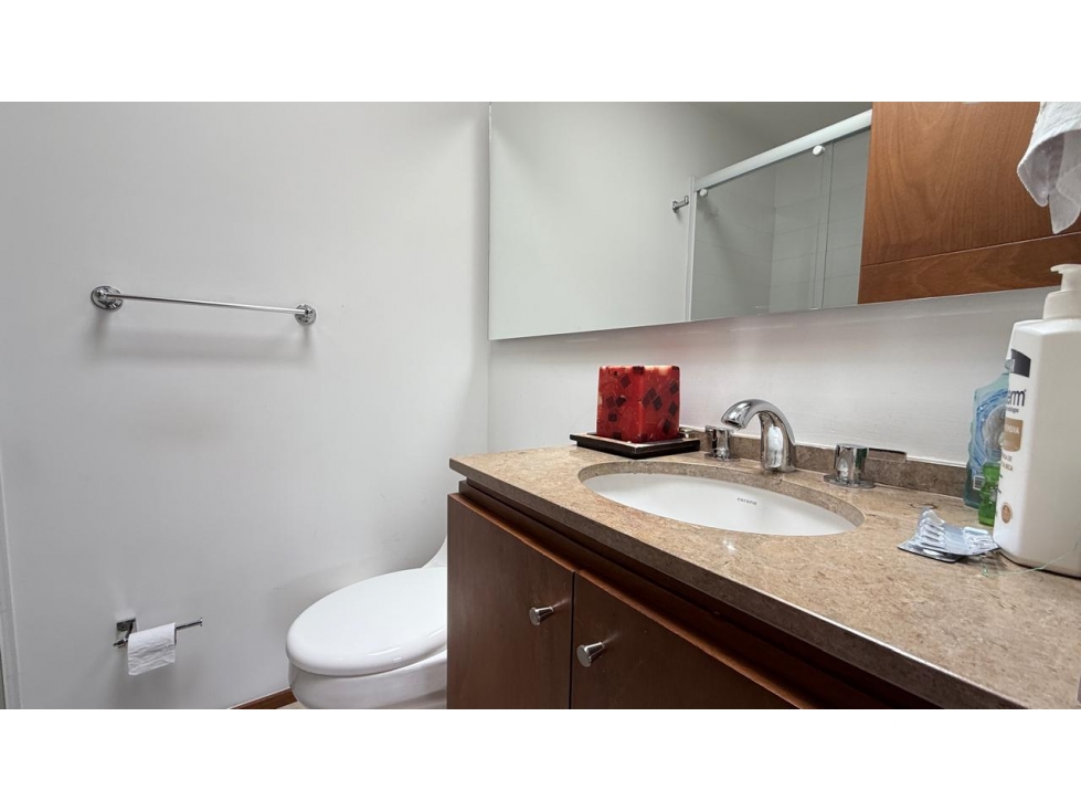 Apartamento en venta en Santa Barbara, Bogotá · foto 8 de 14
