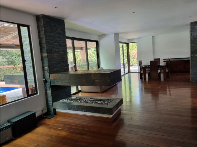 Casa de 5 alcobas en venta en Aposentos, Sopó, 400 m² · foto 11 de 24