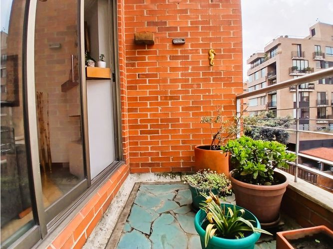 Apartamento de 3 alcobas en venta en Chico Norte, Bogotá, 149 m² · foto 2 de 20