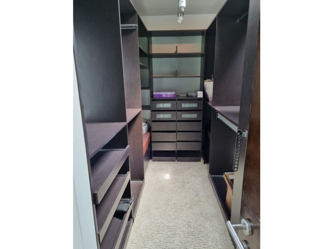 Casa de 5 alcobas en venta en Aposentos, Sopó, 400 m² · foto 15 de 24