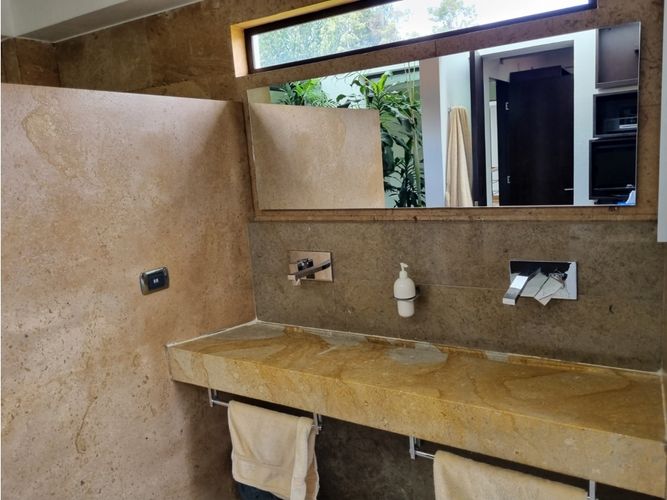 Casa de 5 alcobas en venta en Aposentos, Sopó, 400 m² · foto 16 de 24