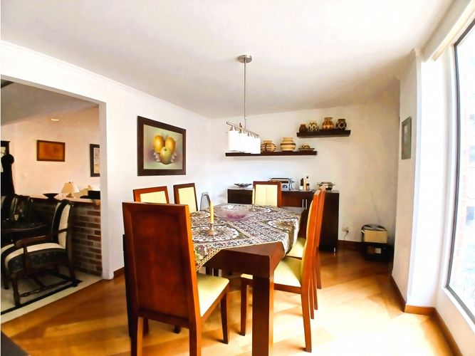 Apartamento de 3 alcobas en venta en Chico Norte, Bogotá, 149 m² · foto 8 de 20