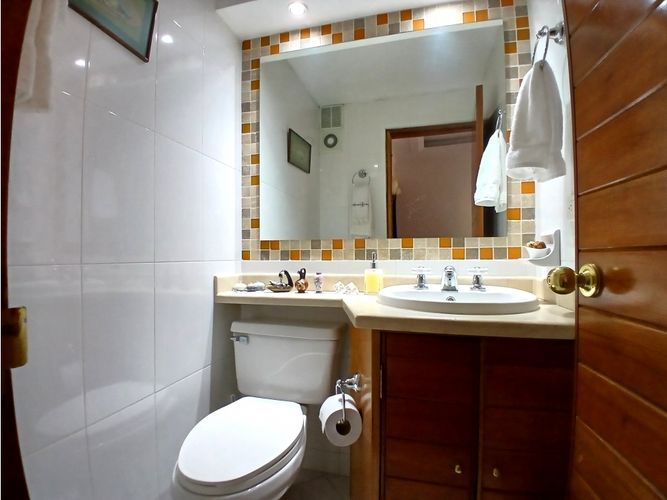Apartamento de 3 alcobas en venta en Chico Norte, Bogotá, 149 m² · foto 18 de 20