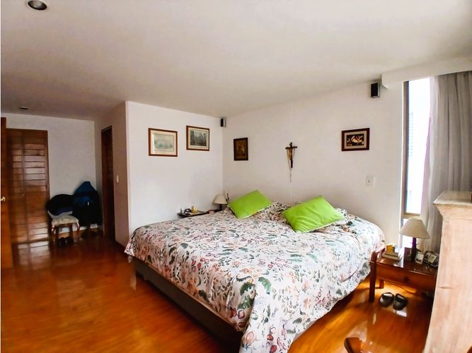 Apartamento de 3 alcobas en venta en Chico Norte, Bogotá, 149 m² · foto 19 de 20