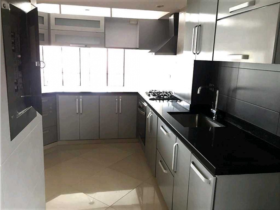 Apartamento en venta en San Patricio, Bogotá · foto 2 de 21