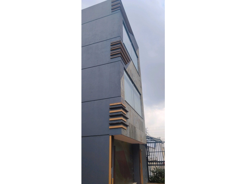 Casa en venta en Niza, Bogotá · foto 5 de 24