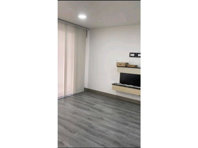 Apartamento en venta en Niza, Bogotá · foto 4 de 13