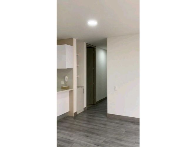 Apartamento en venta en Niza, Bogotá · foto 6 de 13