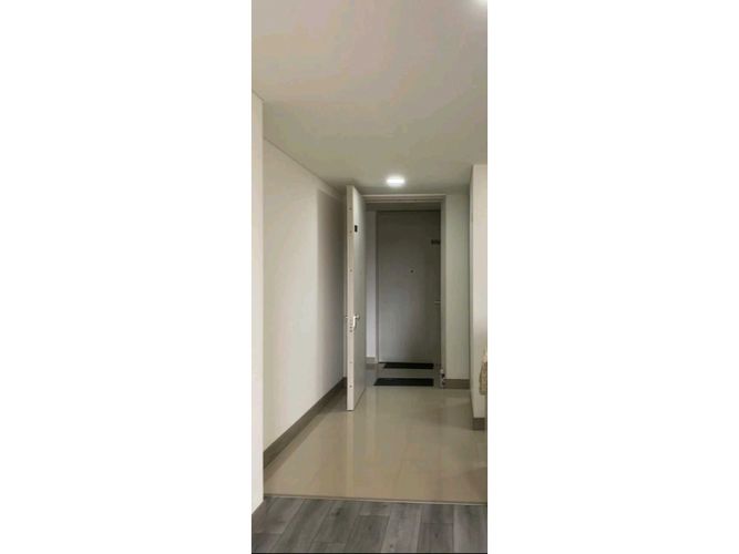 Apartamento en venta en Niza, Bogotá · foto 9 de 13