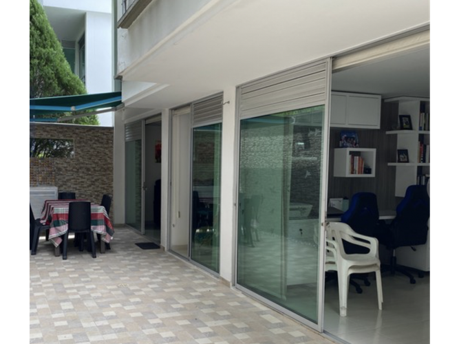 Casa de 3 alcobas en venta en El Cural, Ibagué, 280 m² · foto 2 de 24