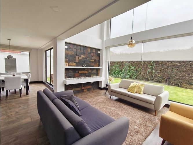 Casa en venta en Parcelas, Cota, 270 m² · foto 6 de 24