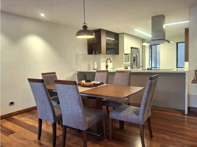 Apartamento en venta en Santa Barbara, Bogotá · foto 2 de 24