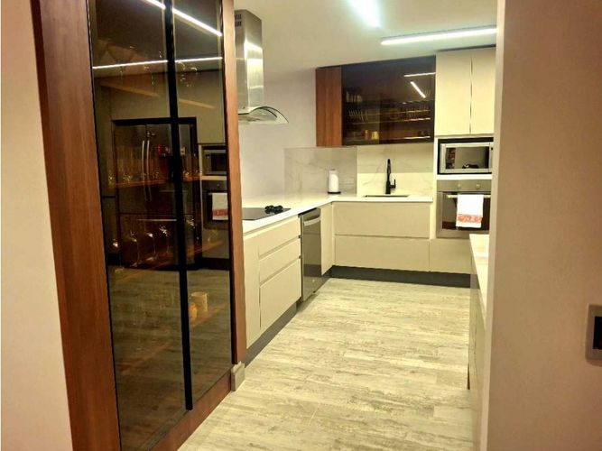 Apartamento en venta en Santa Barbara, Bogotá · foto 9 de 24