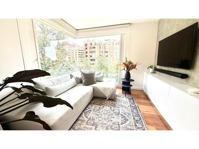 Apartamento de 2 alcobas en venta en Los Rosales, Bogotá, 205 m² · foto 5 de 21