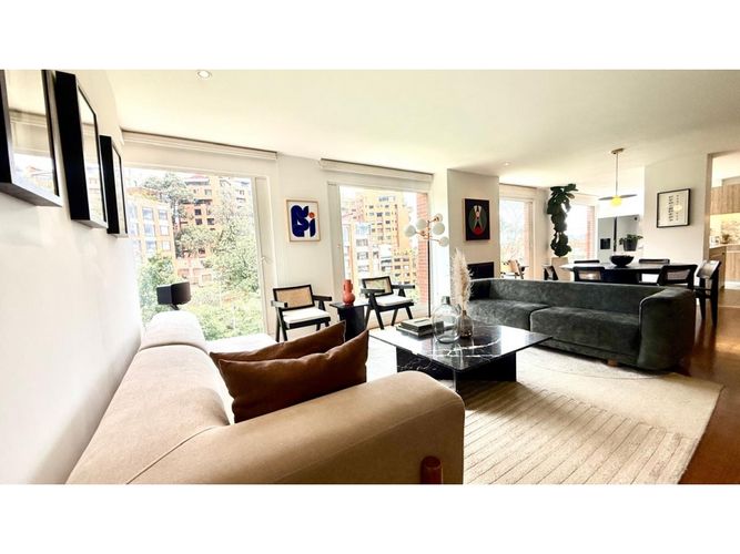 Apartamento de 2 alcobas en venta en Los Rosales, Bogotá, 205 m² · foto 11 de 21